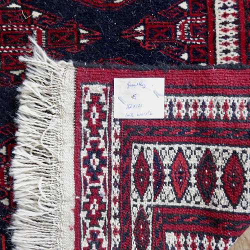 Handknotted wool Yamut rug