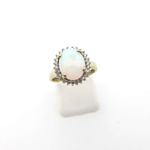9ct Gold Opal Cluster Ring