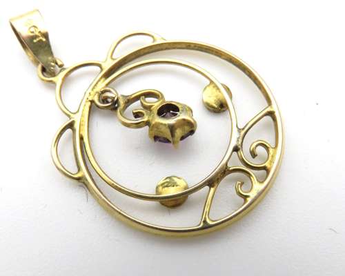 9ct gold amethyst and seed pearl pendant