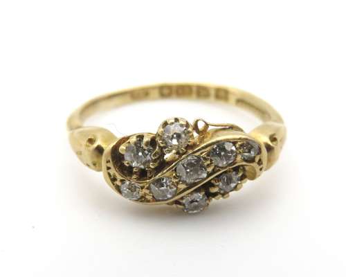 18ct Gold and Diamond cross-over ring Size J