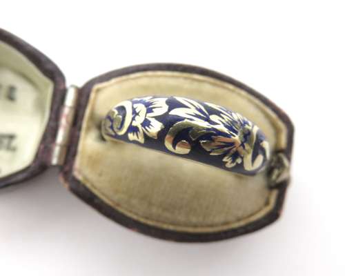 14ct gold and deep blue enamel ring - with FREE delivery