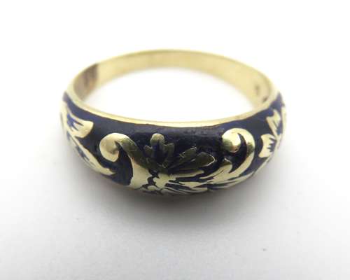 14ct gold and deep blue enamel ring - with FREE delivery