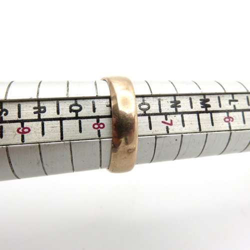 Edwardian 9ct gold engraved ring - with FREE Delivery