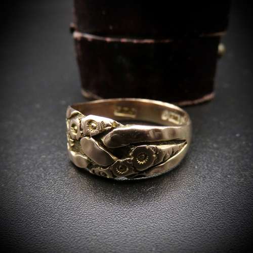 Edwardian 9ct gold engraved ring - with FREE Delivery