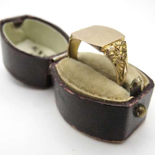 9ct Gold plain Signet Ring - with FREE UK Delivery