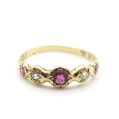 18ct gold, diamond and ruby ring