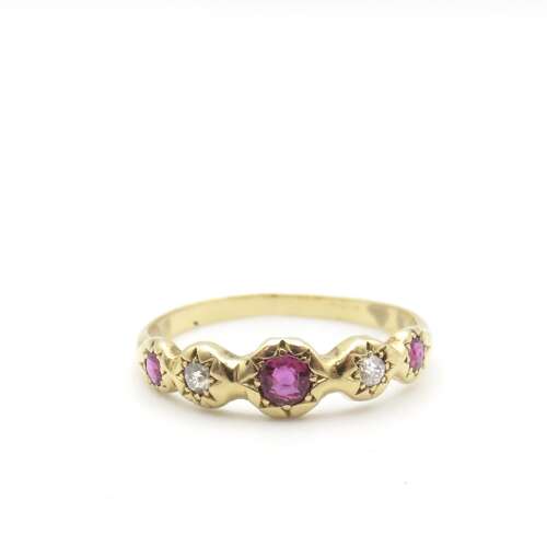 18ct gold, diamond and ruby ring