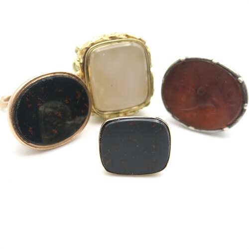 Georgian gold and bloodstone fob