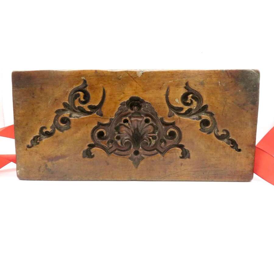 Antique carved wood mould, late 19th century.