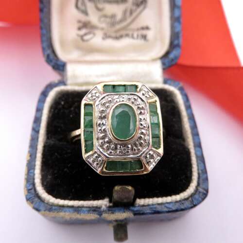 Diamond and Emerald 9ct Gold Art Deco style ring