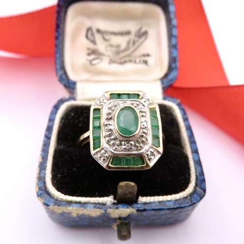 Diamond and Emerald 9ct Gold Art Deco style ring