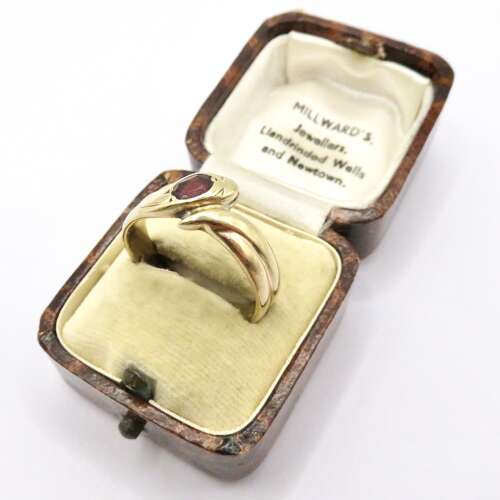 9ct gold garnet snake ring