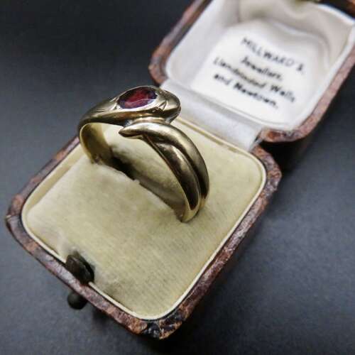 9ct gold garnet snake ring