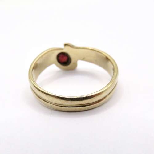 9ct gold garnet snake ring