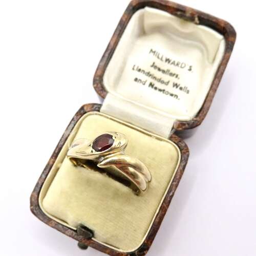 9ct gold garnet snake ring