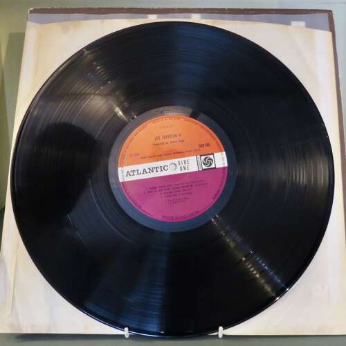 Led Zeppelin II October 1969 on Plum Atlantic Label