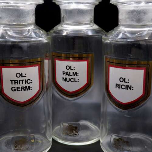 Set of 3 RPS vintage apothecary jars with lids
